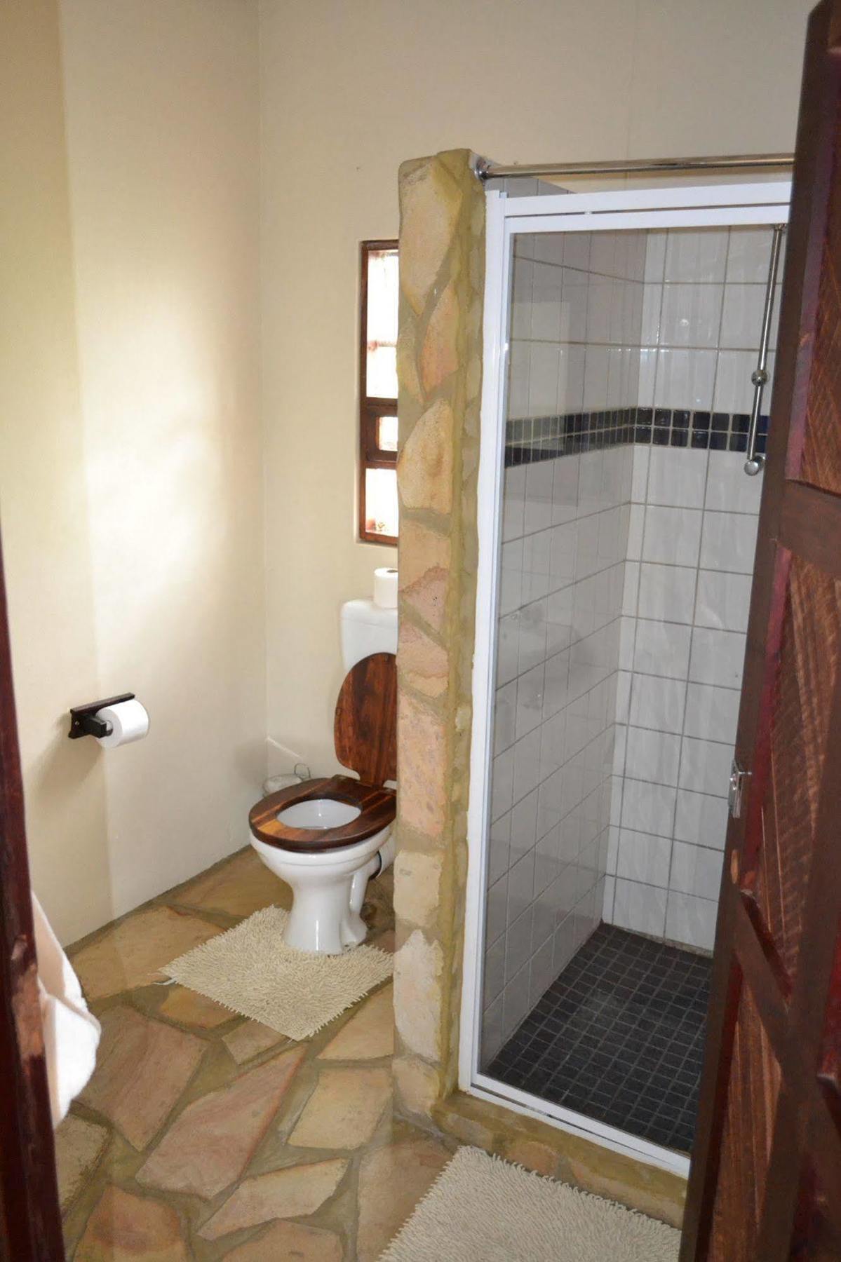 Tambuti Lodge Rundu Exterior foto