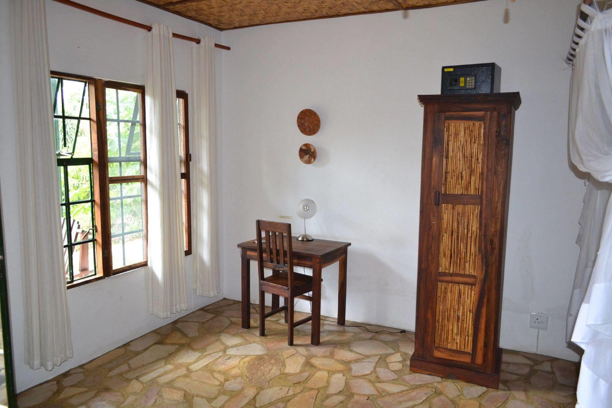 Tambuti Lodge Rundu Exterior foto